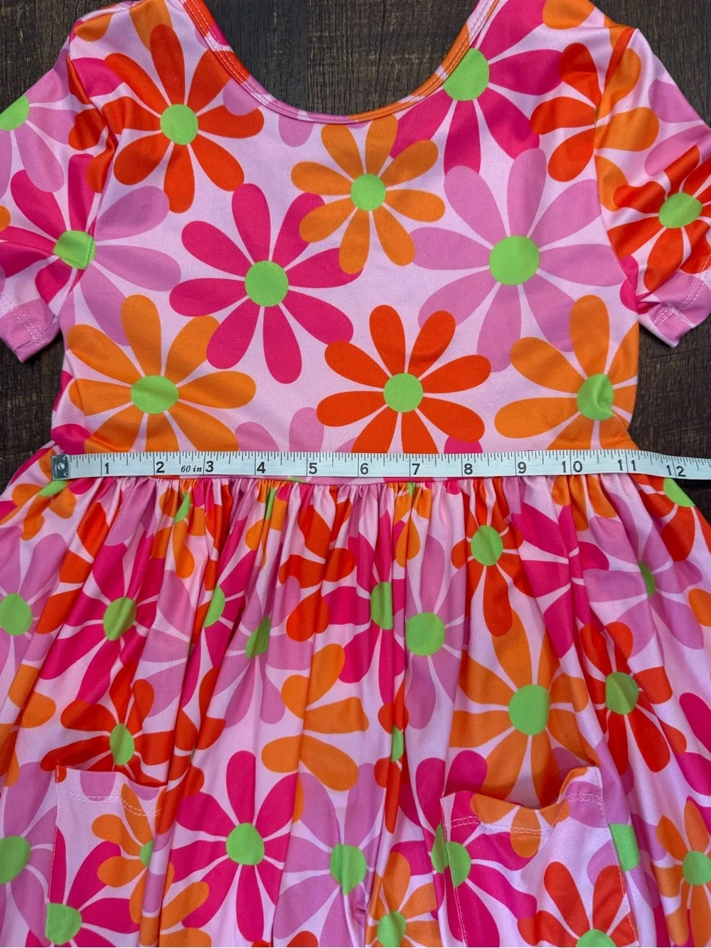 Mila & Rose RETRO DAISIES S/S POCKET TWIRL DRESS NWOT